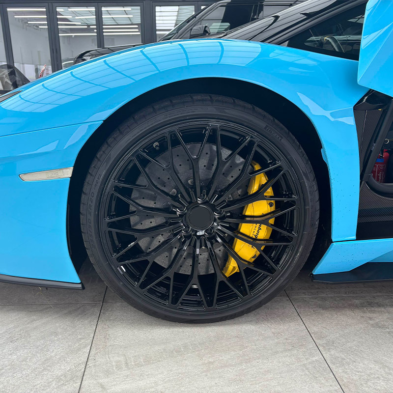 Feedback from our customer- Monoblock hyper black forged wheel for Lamborghini